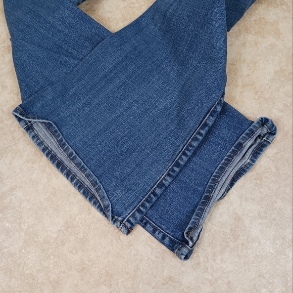 LEVI'S  SAN FRANCISCO Demi Curve Classic Boot Cut Jeans - Picture 12 of 12